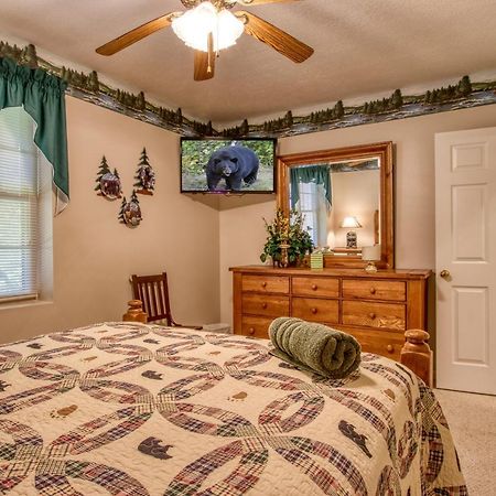 Bluebird'S Song By Honeybearcabins Sevierville Exterior photo